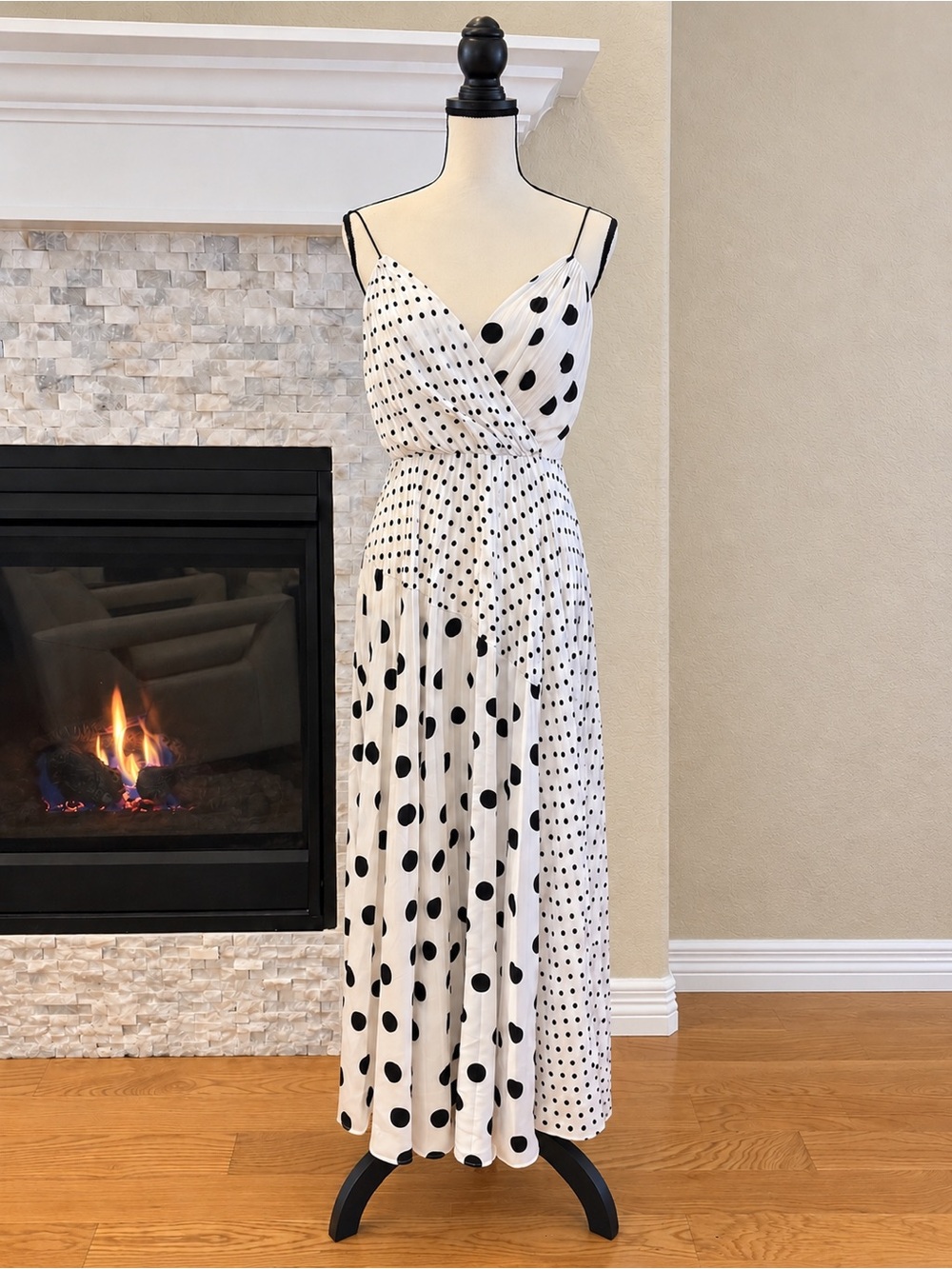 Jill Stuart Polka Dot Maxi Dress in White & Black Size 4 Preowned